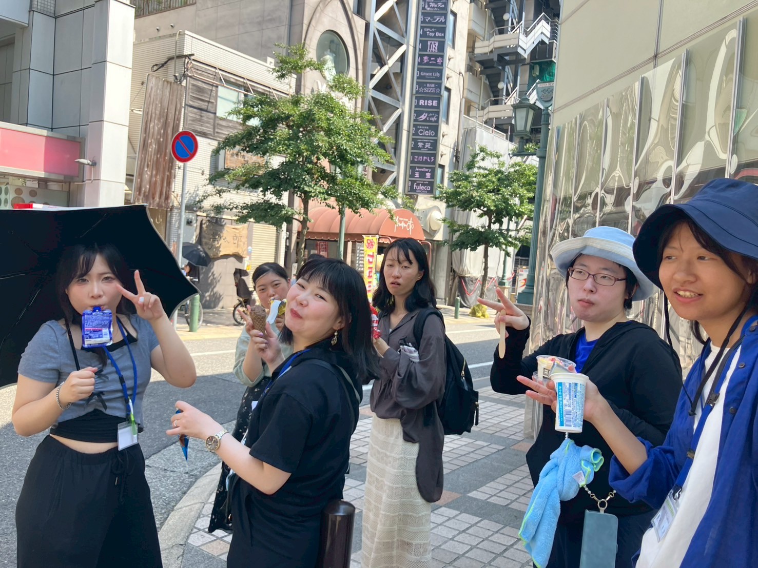 参加者の笑顔スナップ